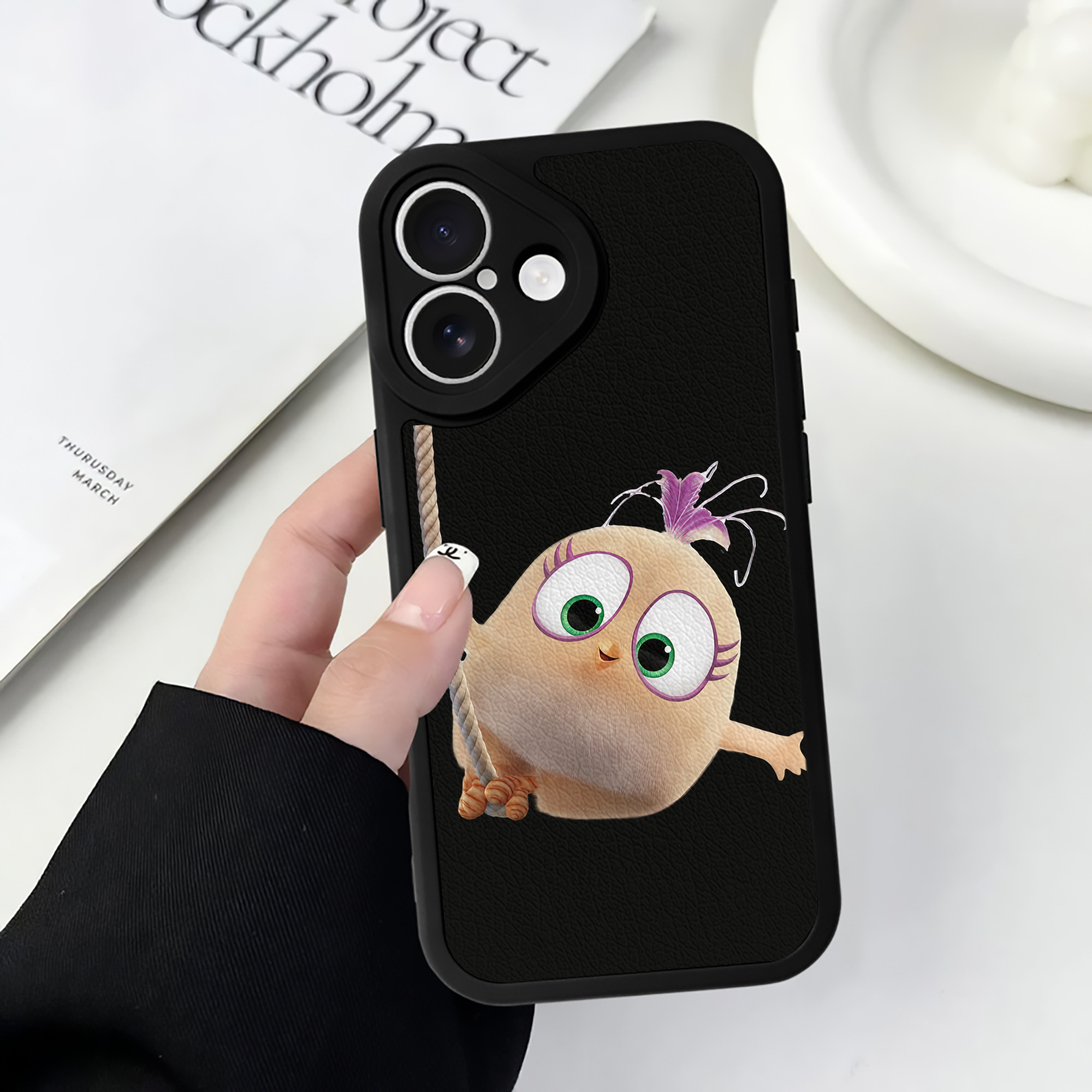 （画像用） Angry Birds アングリーバード 【iPhone 16シリーズ対応】シリコンスマホケース（レザー調） 材質：シリコン